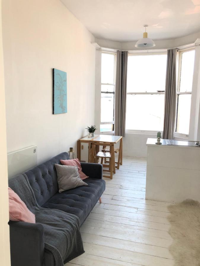 New! Seaside Central Scarborough Apartment Ngoại thất bức ảnh