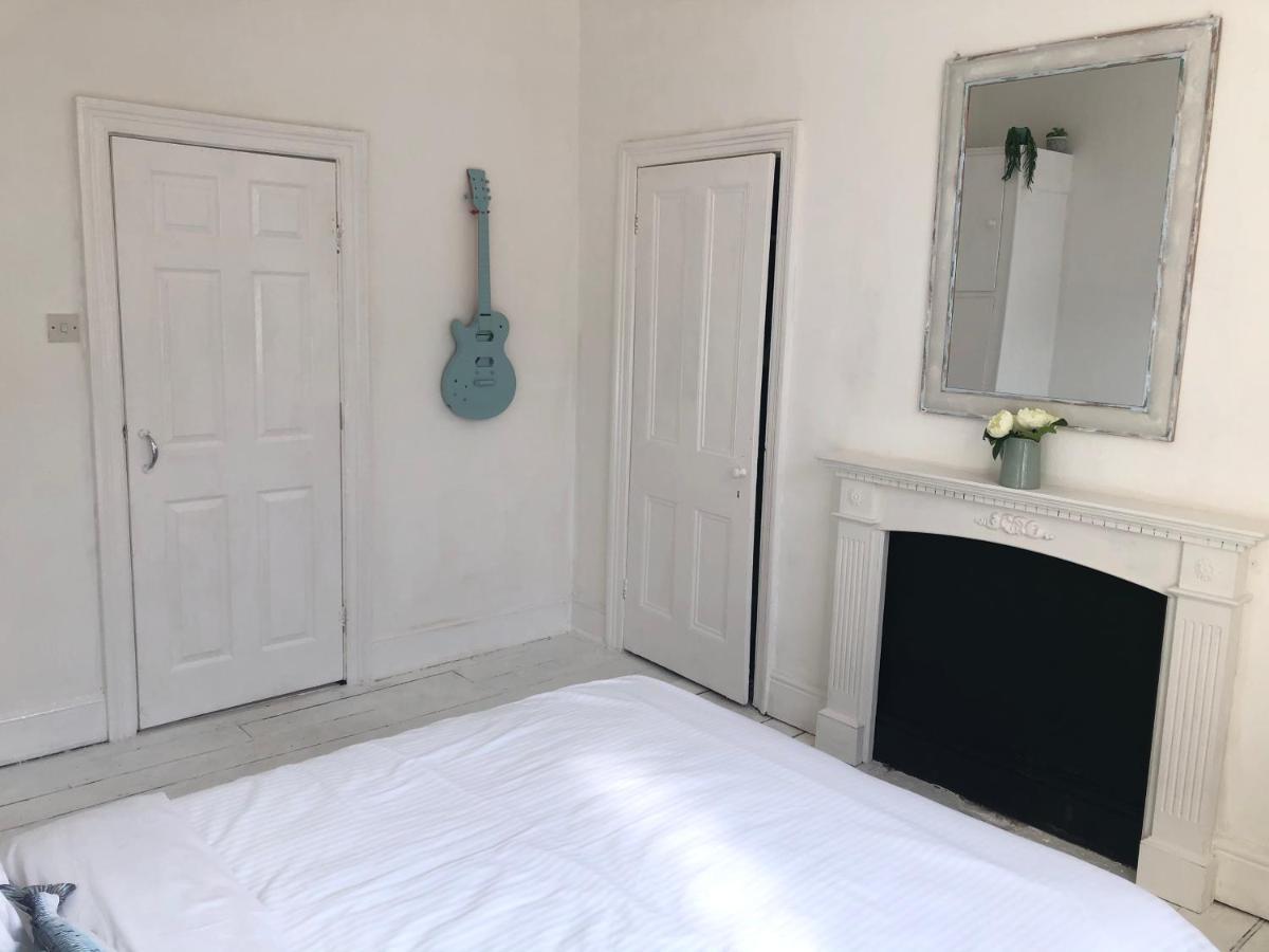 New! Seaside Central Scarborough Apartment Ngoại thất bức ảnh