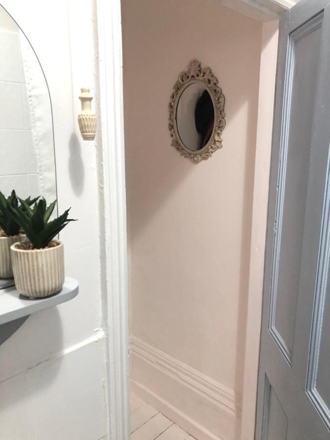 New! Seaside Central Scarborough Apartment Ngoại thất bức ảnh