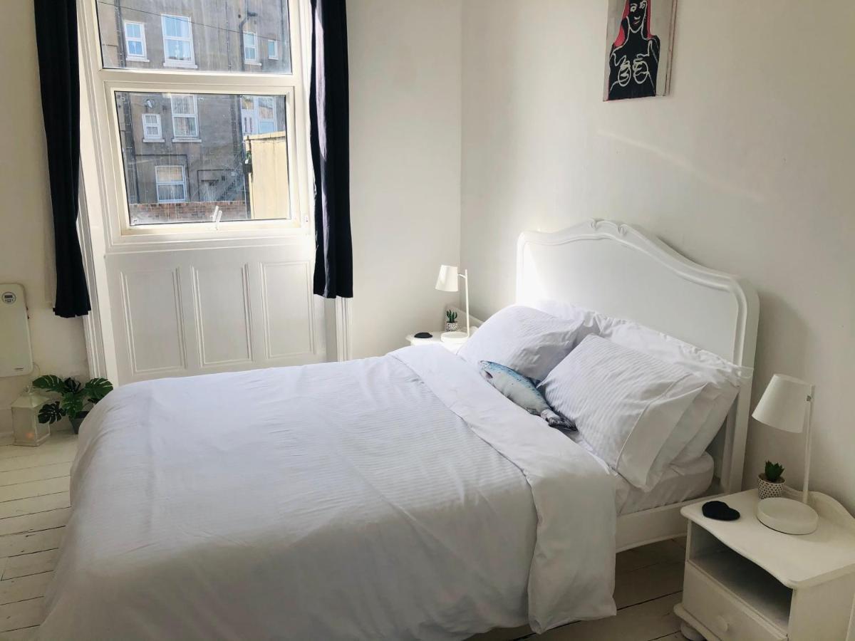 New! Seaside Central Scarborough Apartment Ngoại thất bức ảnh
